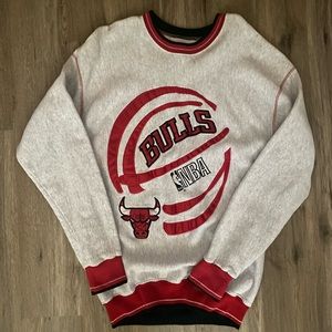 chicago bulls crewneck